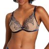 QD12-1-coeurs-enlaces-3-nigf-empreinte-triangle-bra-plunge-bh-AVIANI-passion-for-lingerie-exklusiva-franska-underklader-i-goteborg-stockholm-malmo